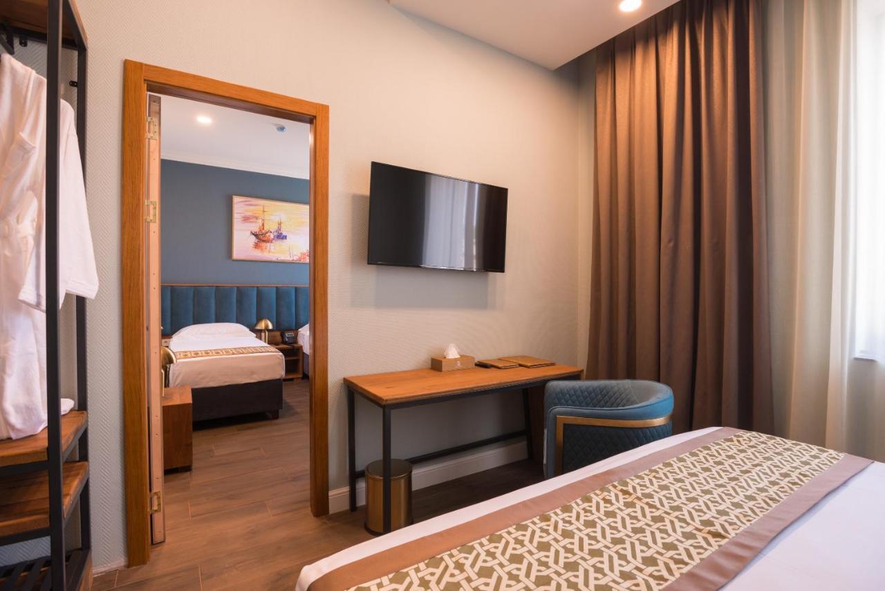 Grand Opera Hotel Кутаиси Екстериор снимка