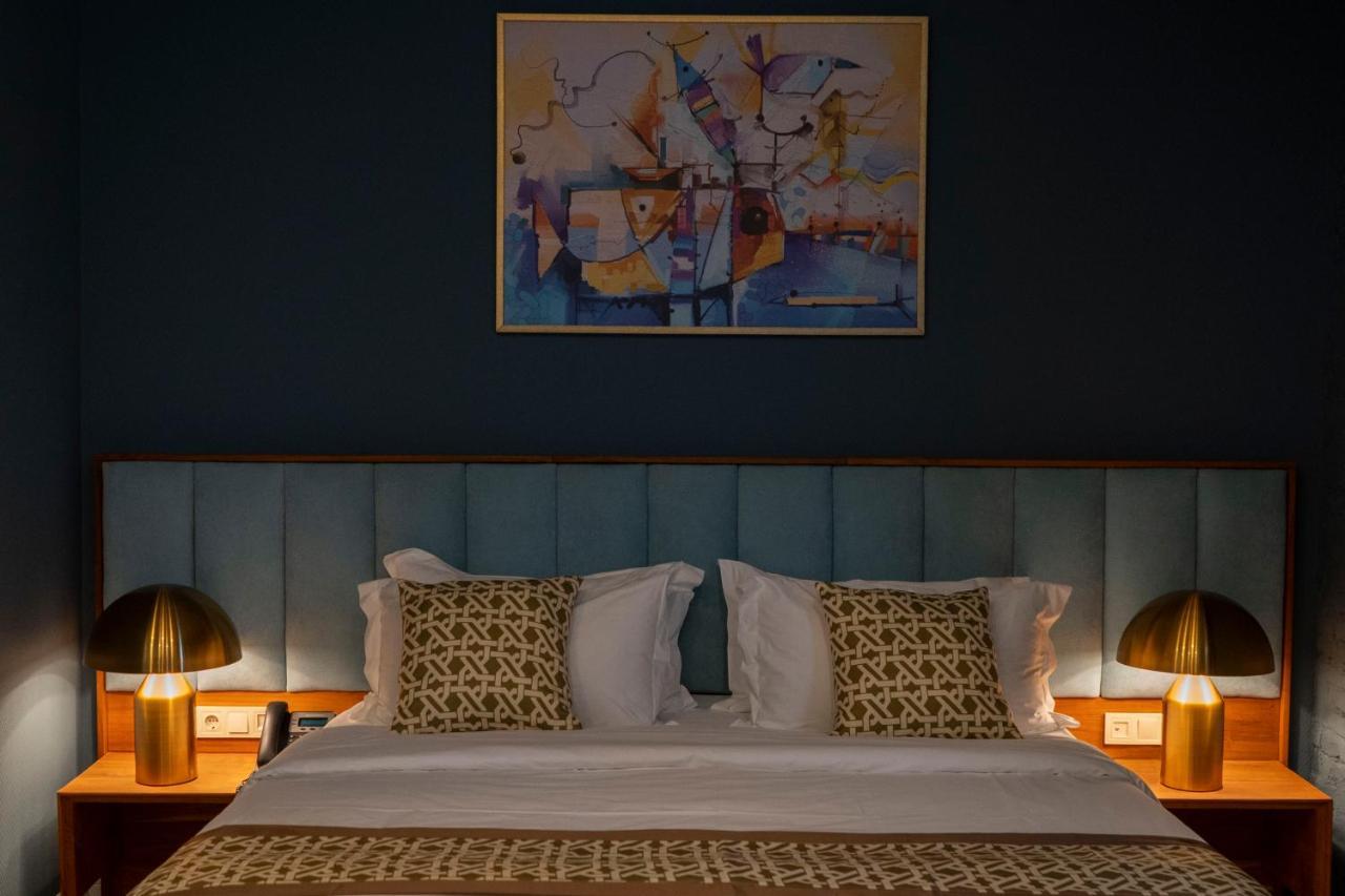 Grand Opera Hotel Кутаиси Екстериор снимка
